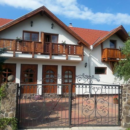 Felso Fogado Bed and Breakfast Felsőtold Buitenkant foto