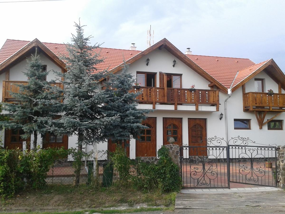 Felso Fogado Bed and Breakfast Felsőtold Buitenkant foto